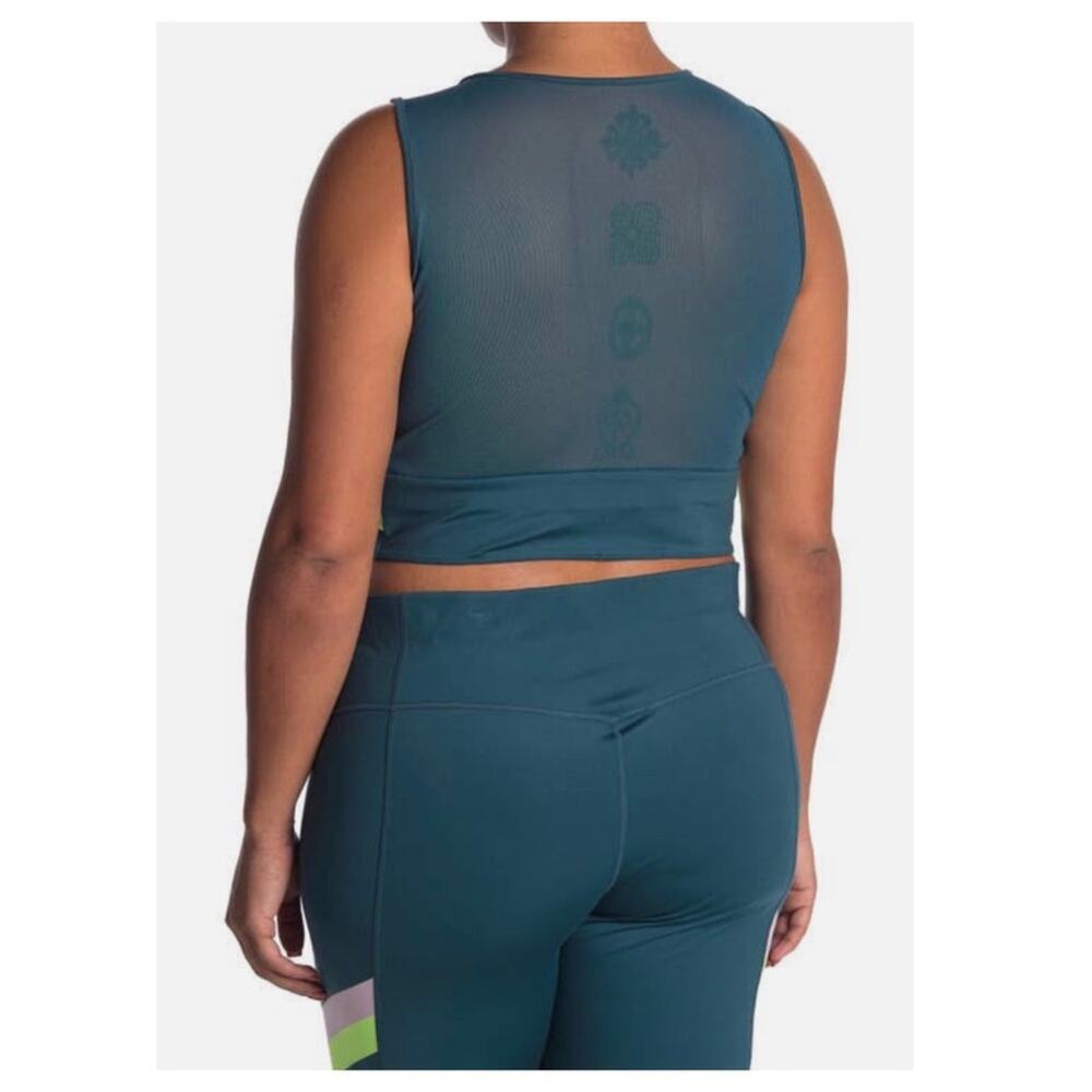 Nike - NWT Colorblock Workout Cropped Tank - Picture 6 of 11